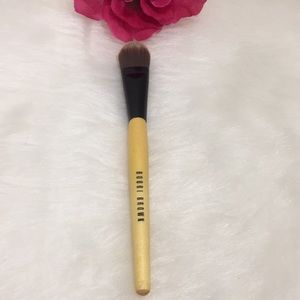 Bobbi Brown Foundation Brush
